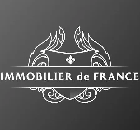 Appartement De Charme Avec Balcon En Centre Ville V9 *